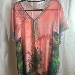 Pink and multicolored tunic